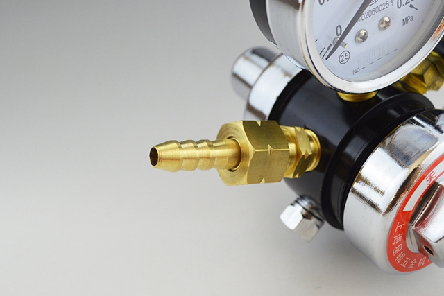 天然气瓶专用减压器