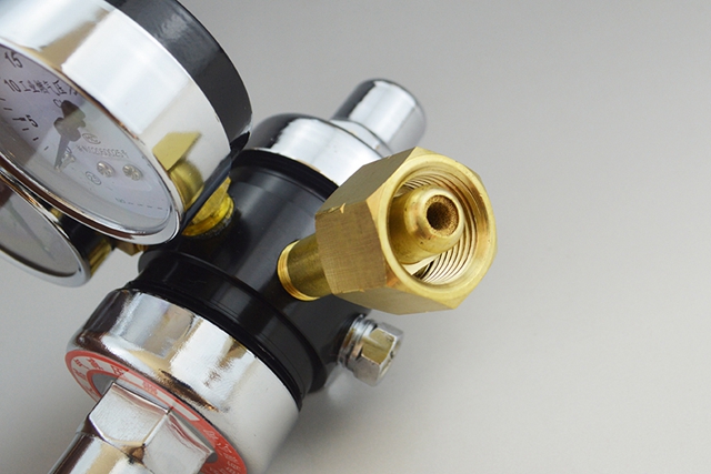 天然气瓶专用减压器