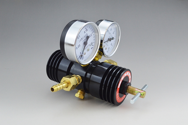 瓶装天然气高压减压器