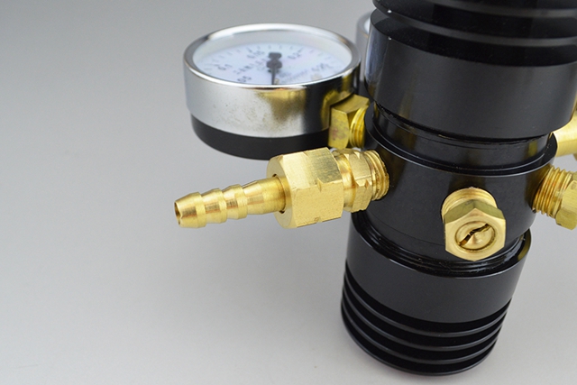 瓶装天然气高压减压器