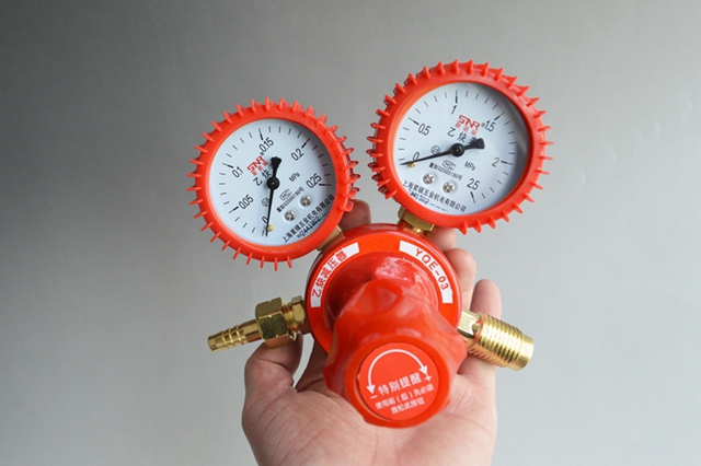 乙炔压力表