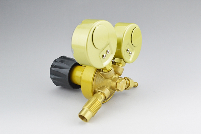 乙炔减压器yqe 03